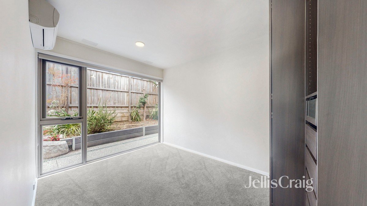 24 Erica Avenue, Glen&nbsp;Iris image 10