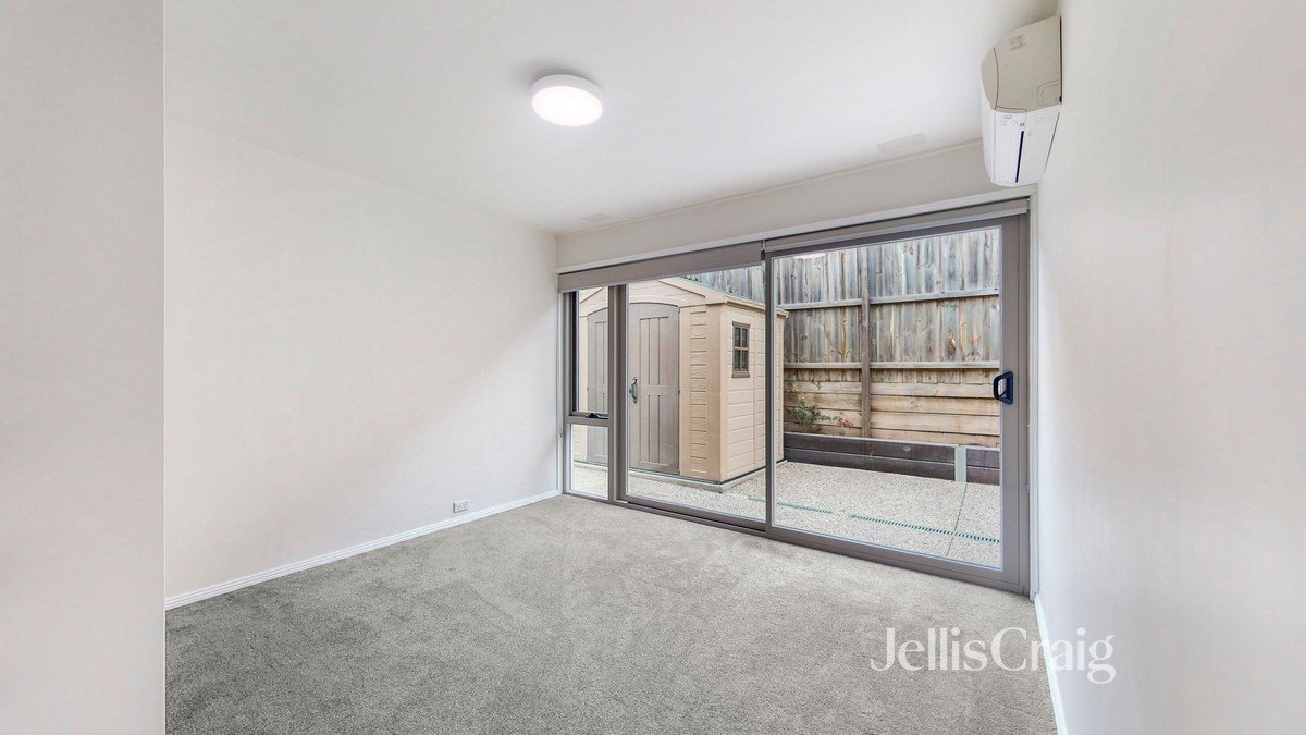 24 Erica Avenue, Glen&nbsp;Iris image 12