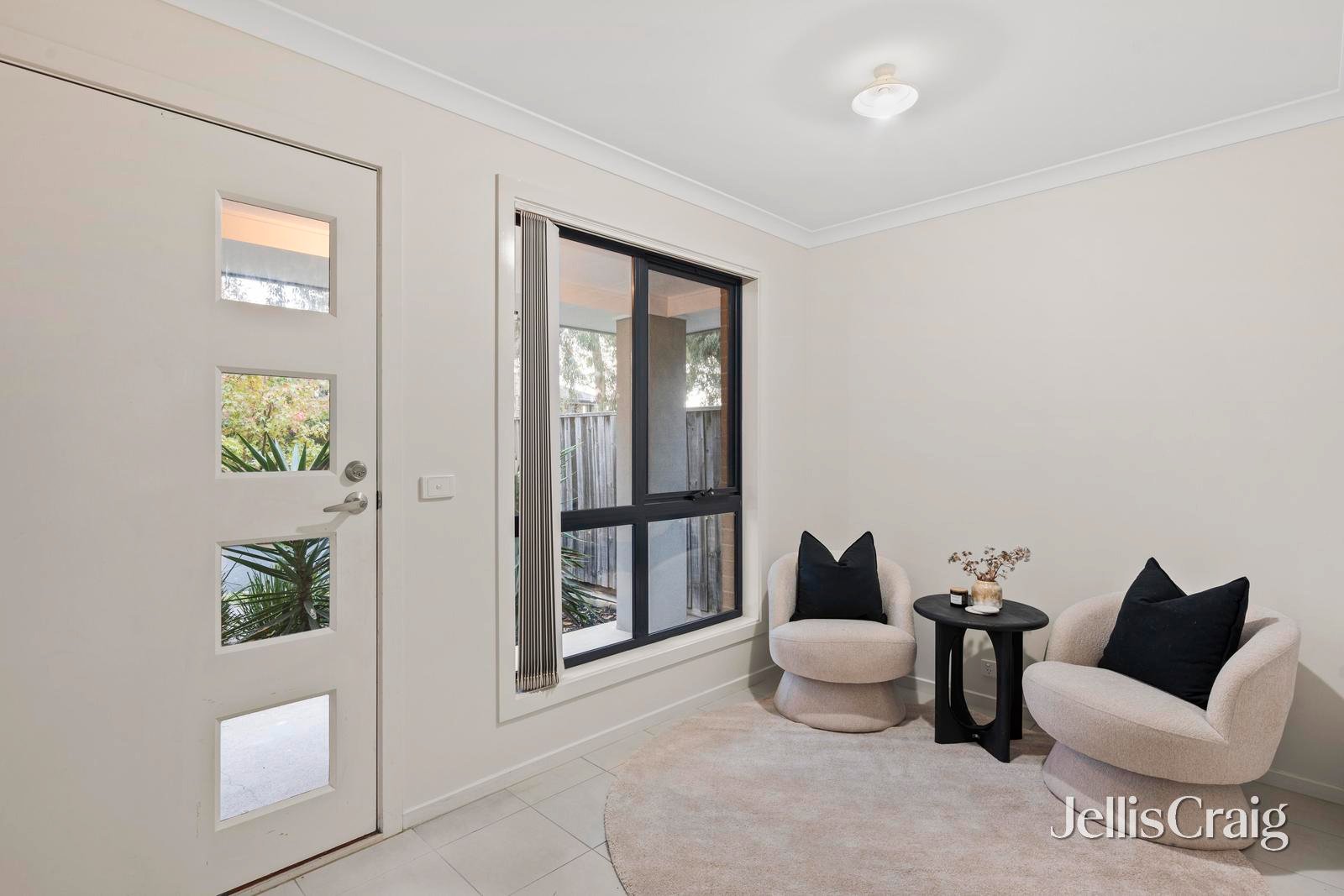 24 Evans Drive, Croydon image 8