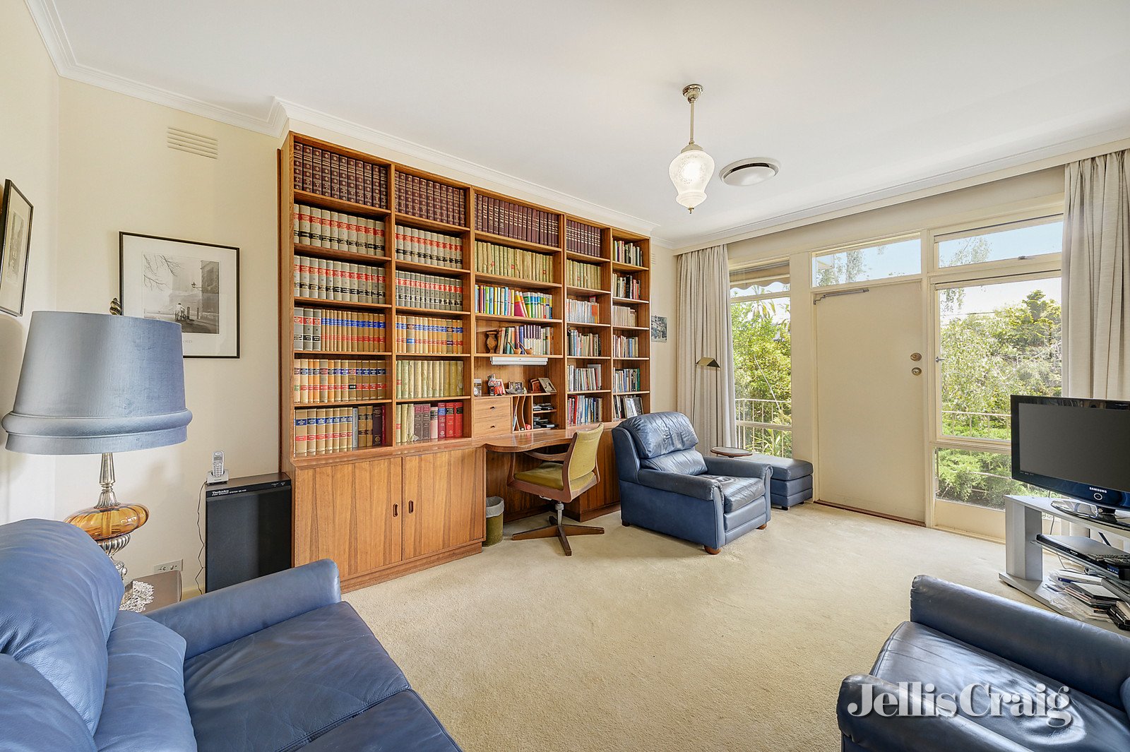 24 Farquharson Street, Mount Waverley image 5