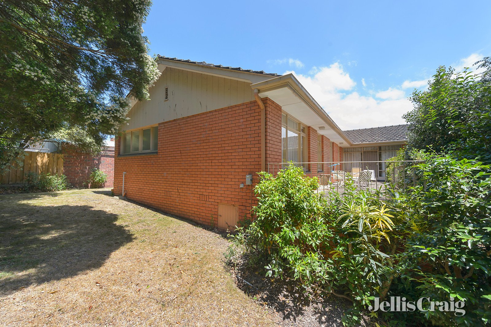 24 Farquharson Street, Mount Waverley image 7