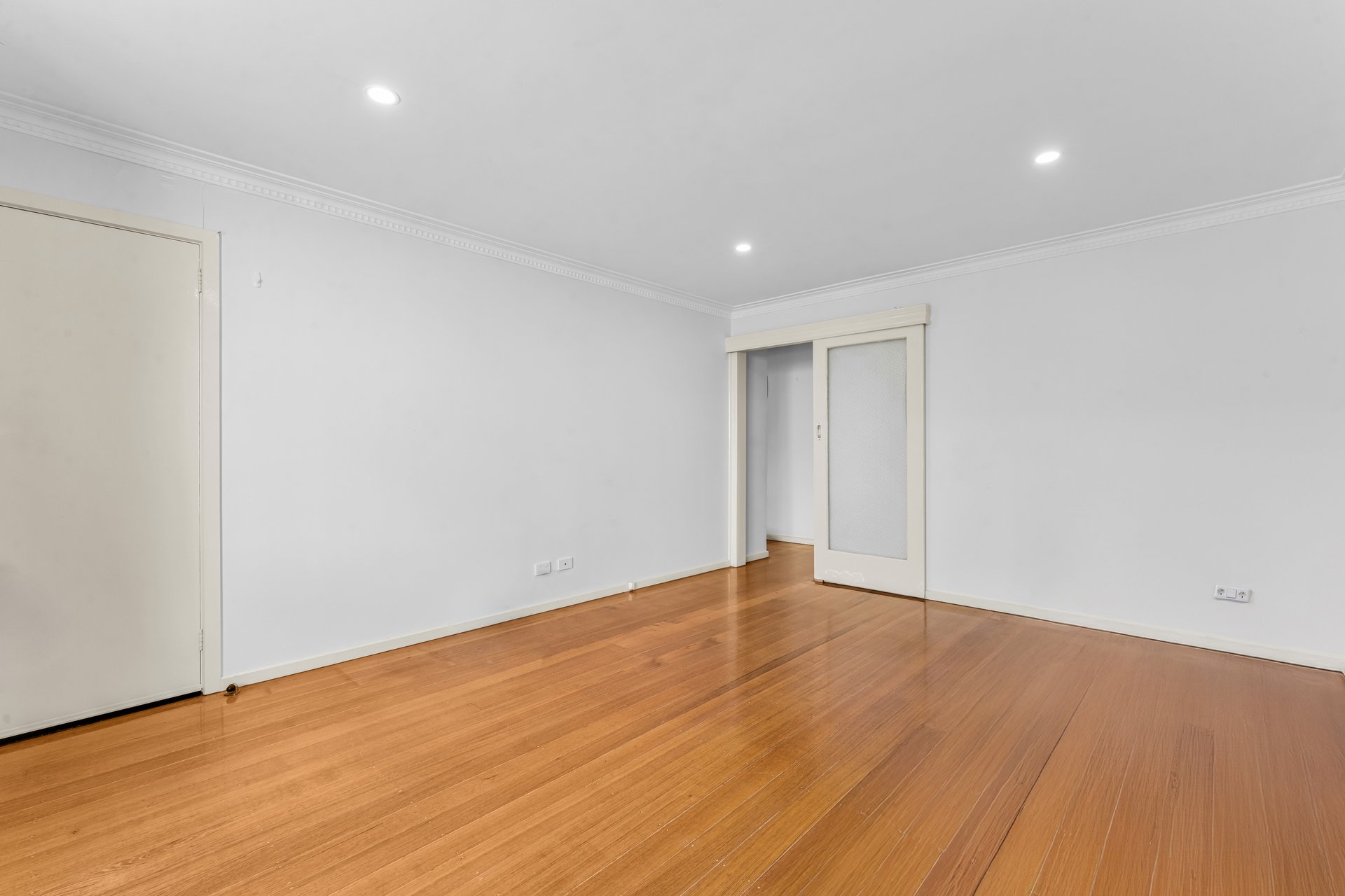 2/4 Florence Street, Glen&nbsp;Waverley image 3