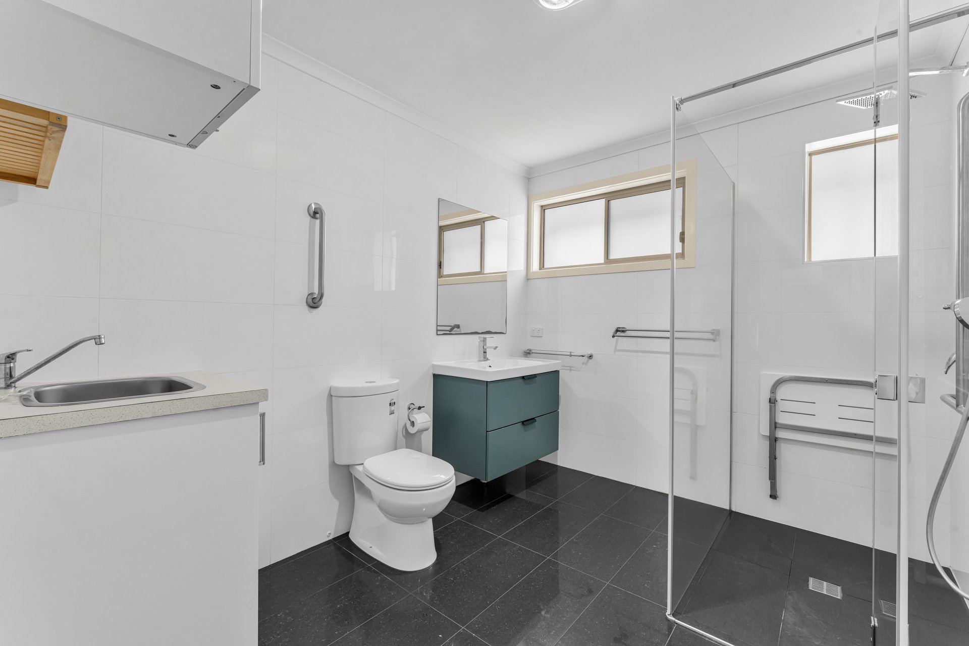 2/4 Florence Street, Glen&nbsp;Waverley image 4