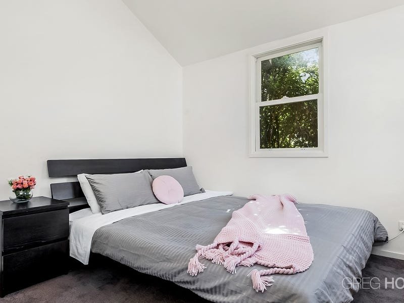 2/4 Florence Street, Williamstown image 9
