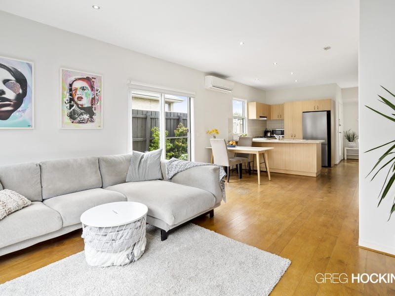 2/4 Florence Street, Williamstown image 6
