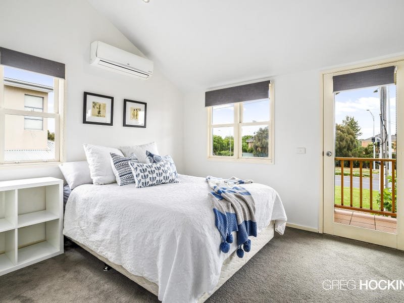 2/4 Florence Street, Williamstown image 12