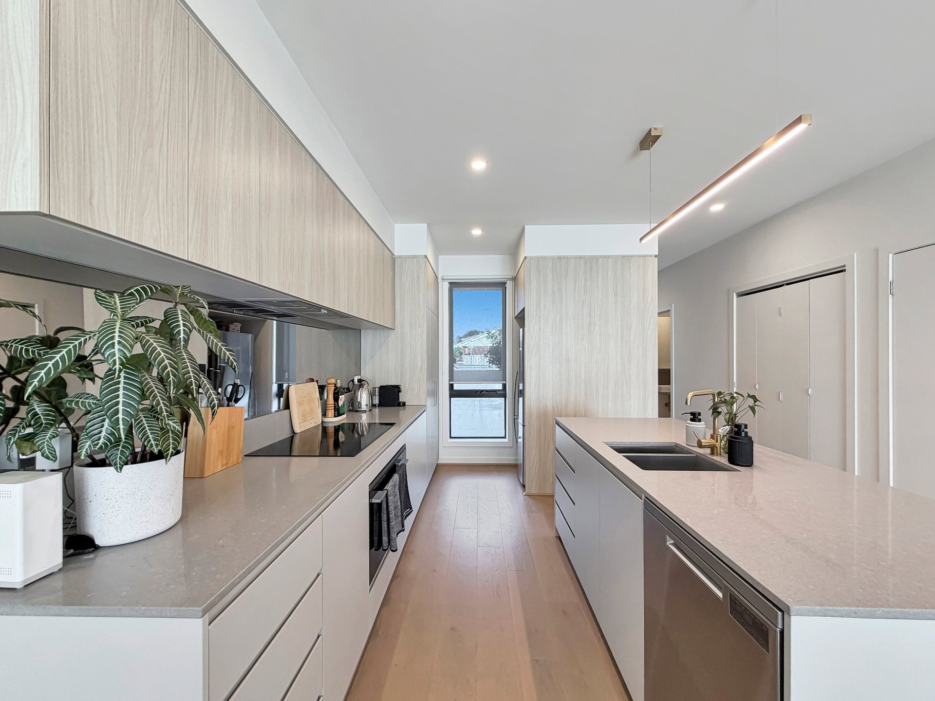 24 Forrest Street, Geelong image 3