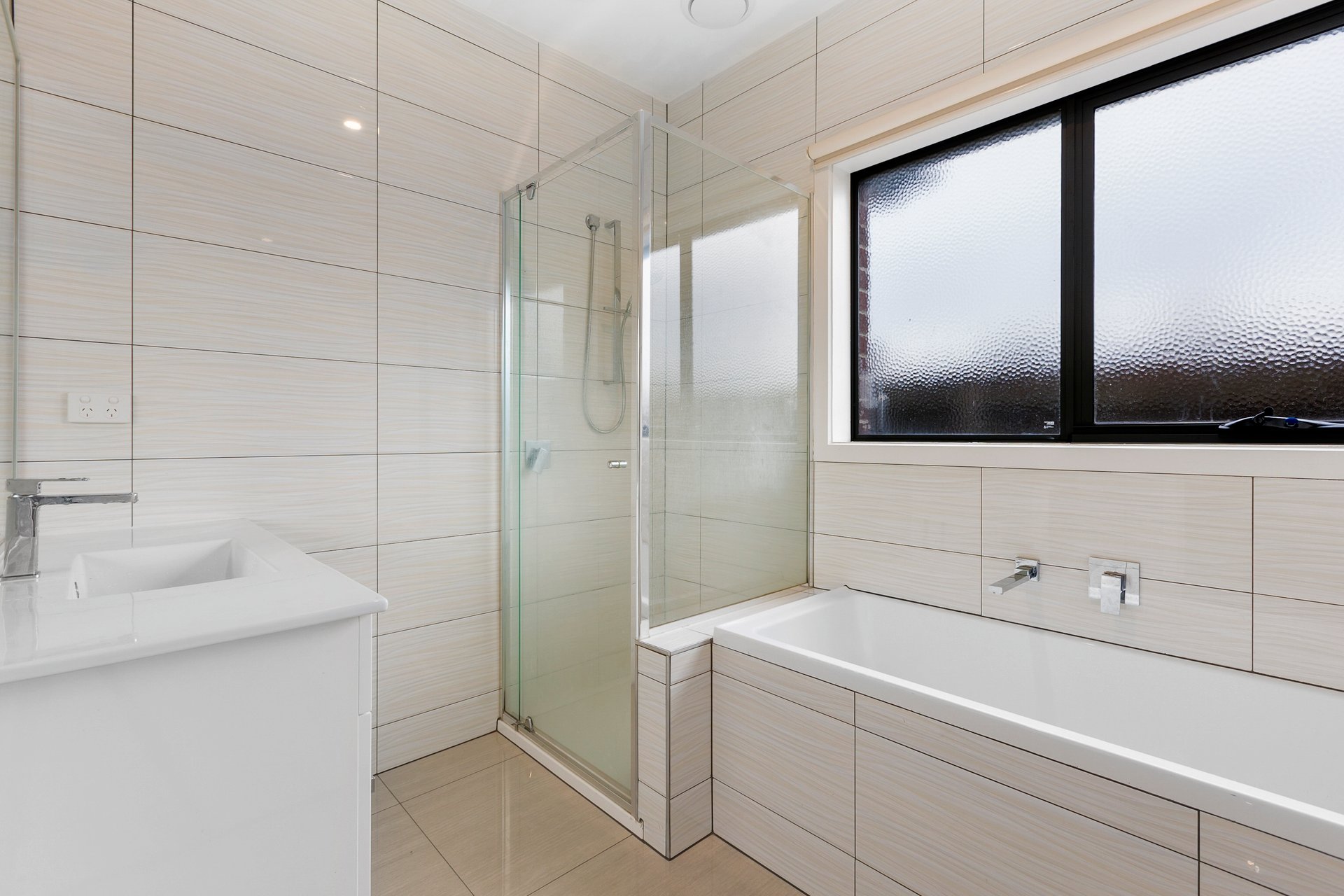2/4 Gardiner Avenue, Dandenong North image 4