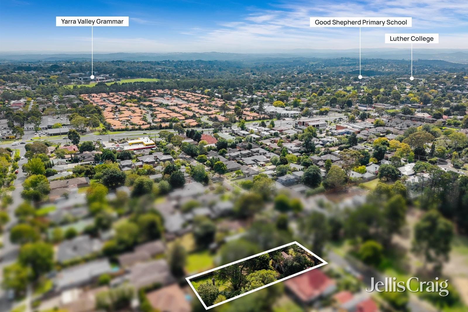 24 Gladys Grove, Croydon image 3