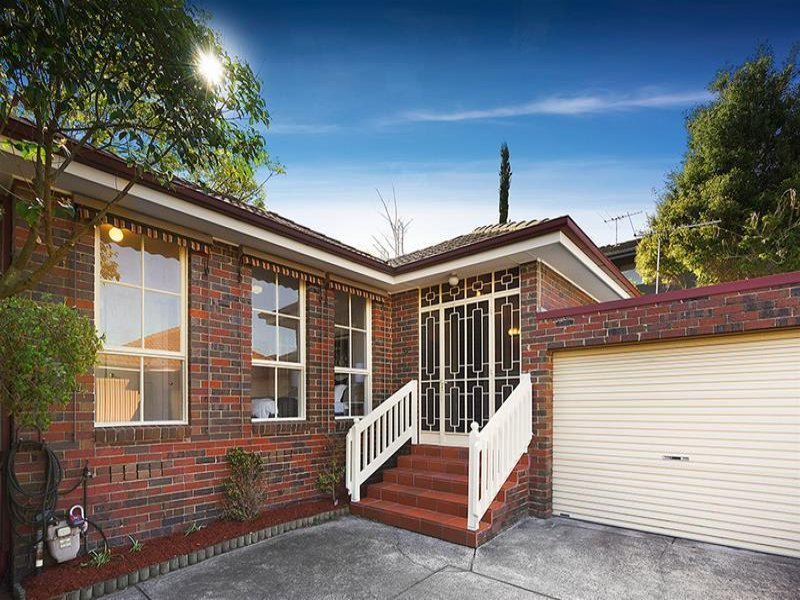 2/4 Glen Iris Road, Camberwell image 1
