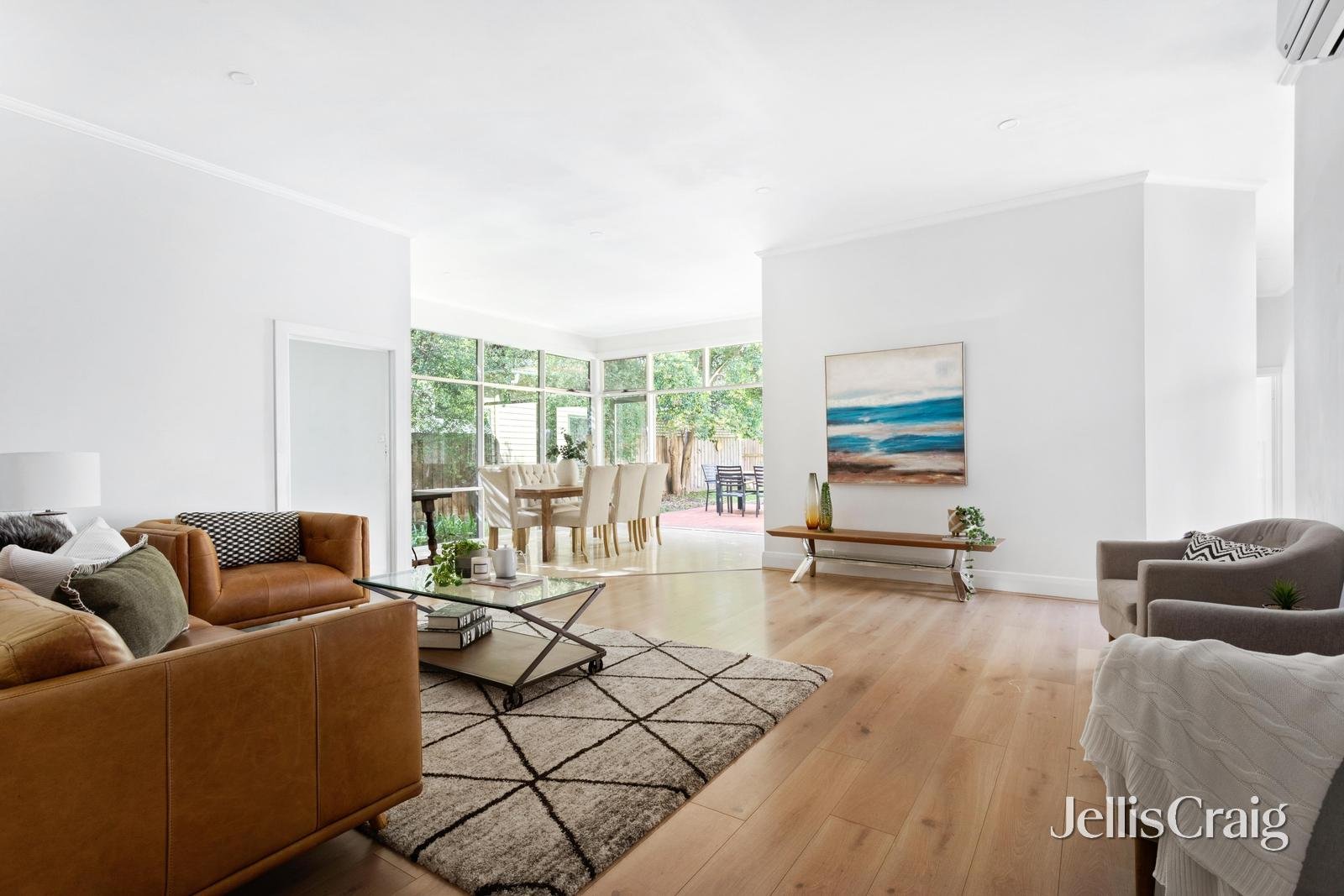 24 Glencairn Avenue, Camberwell image 5