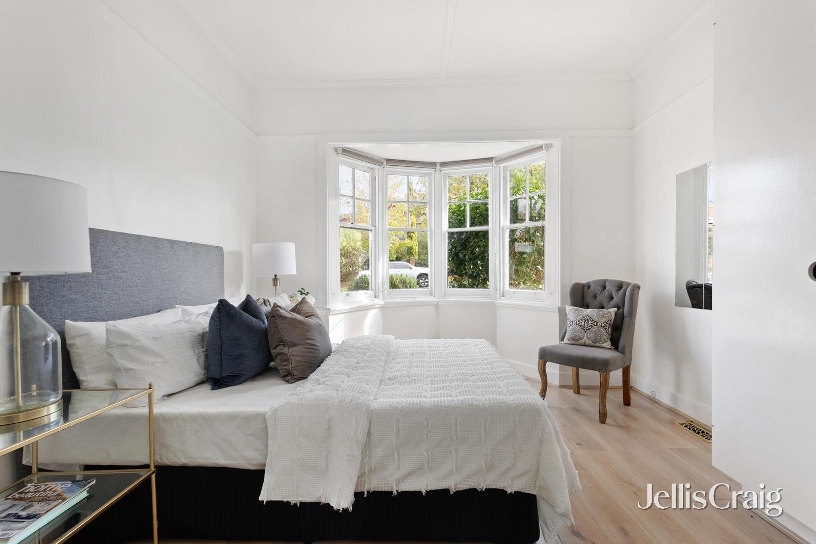 24 Glencairn Avenue, Camberwell image 9