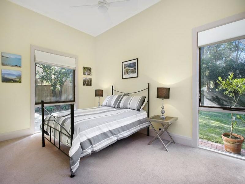 24 Glencairn Avenue, Camberwell image 11