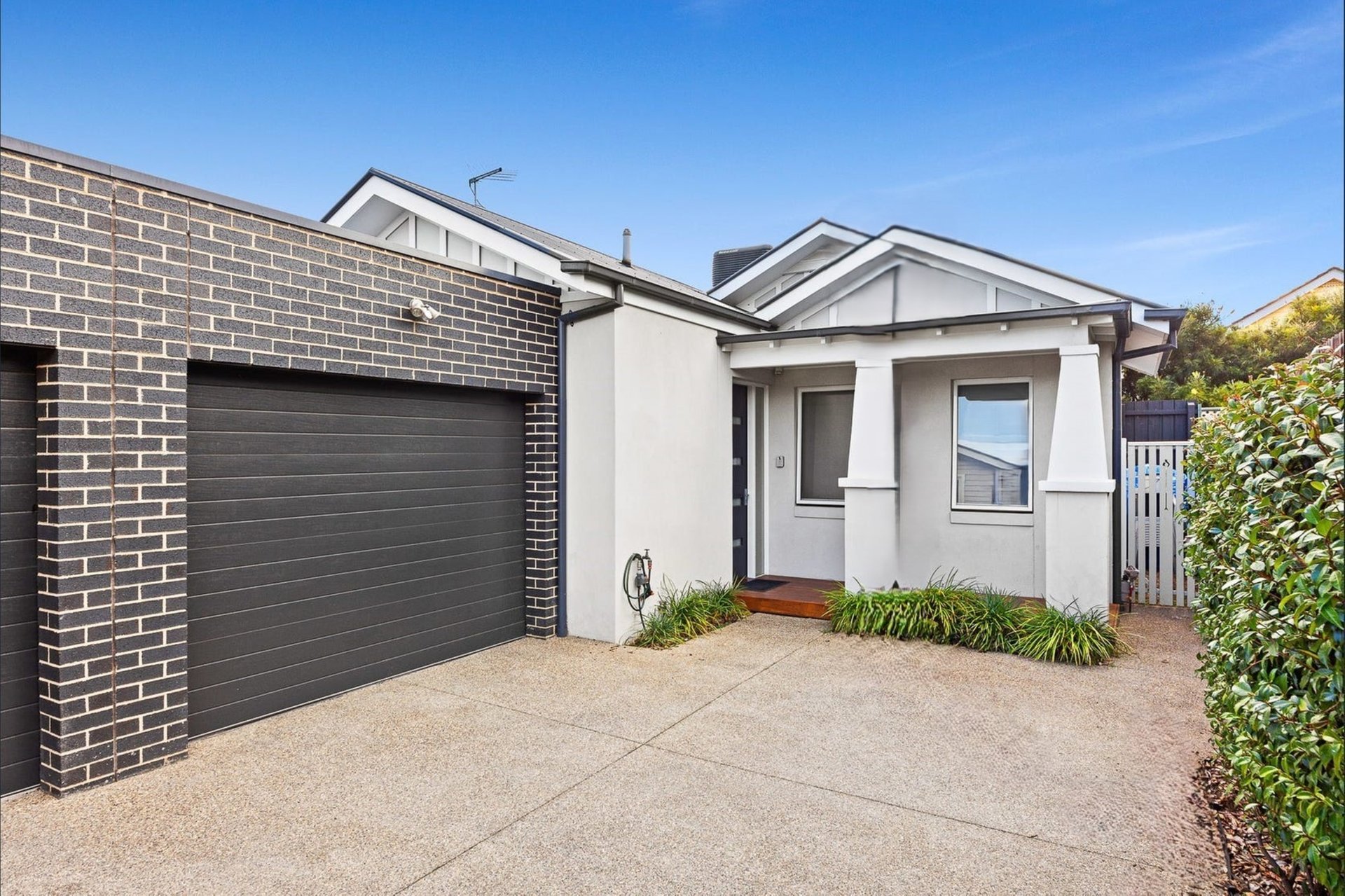 Property Gallery - Main Image