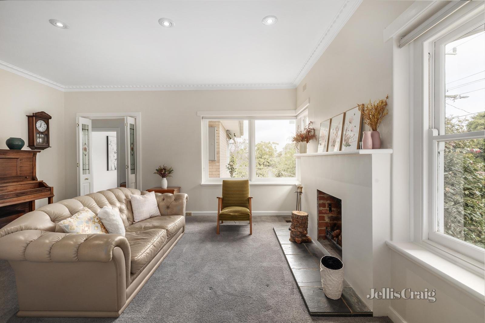 24 Goodwood Street, Surrey Hills image 4