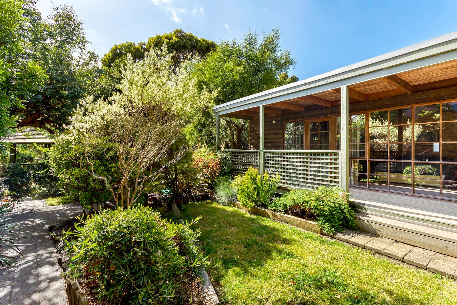 Property Gallery Thumbnail 10