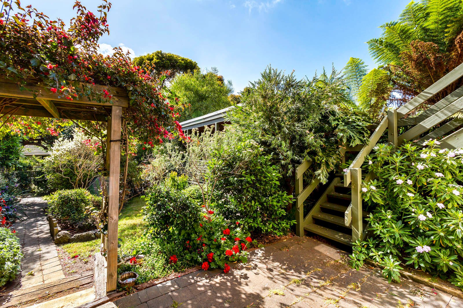 Property Gallery Thumbnail 11