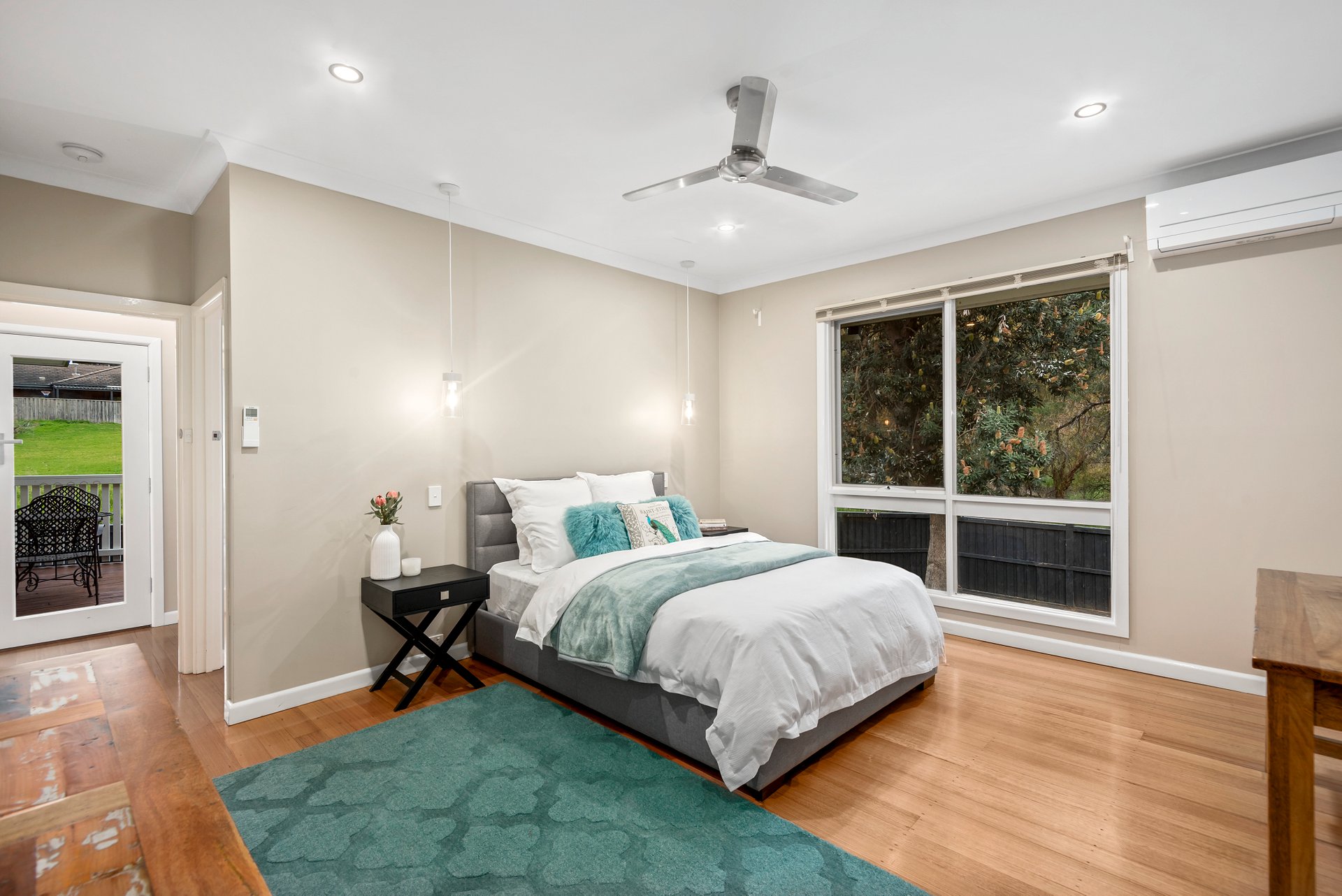 Property Gallery Thumbnail 6