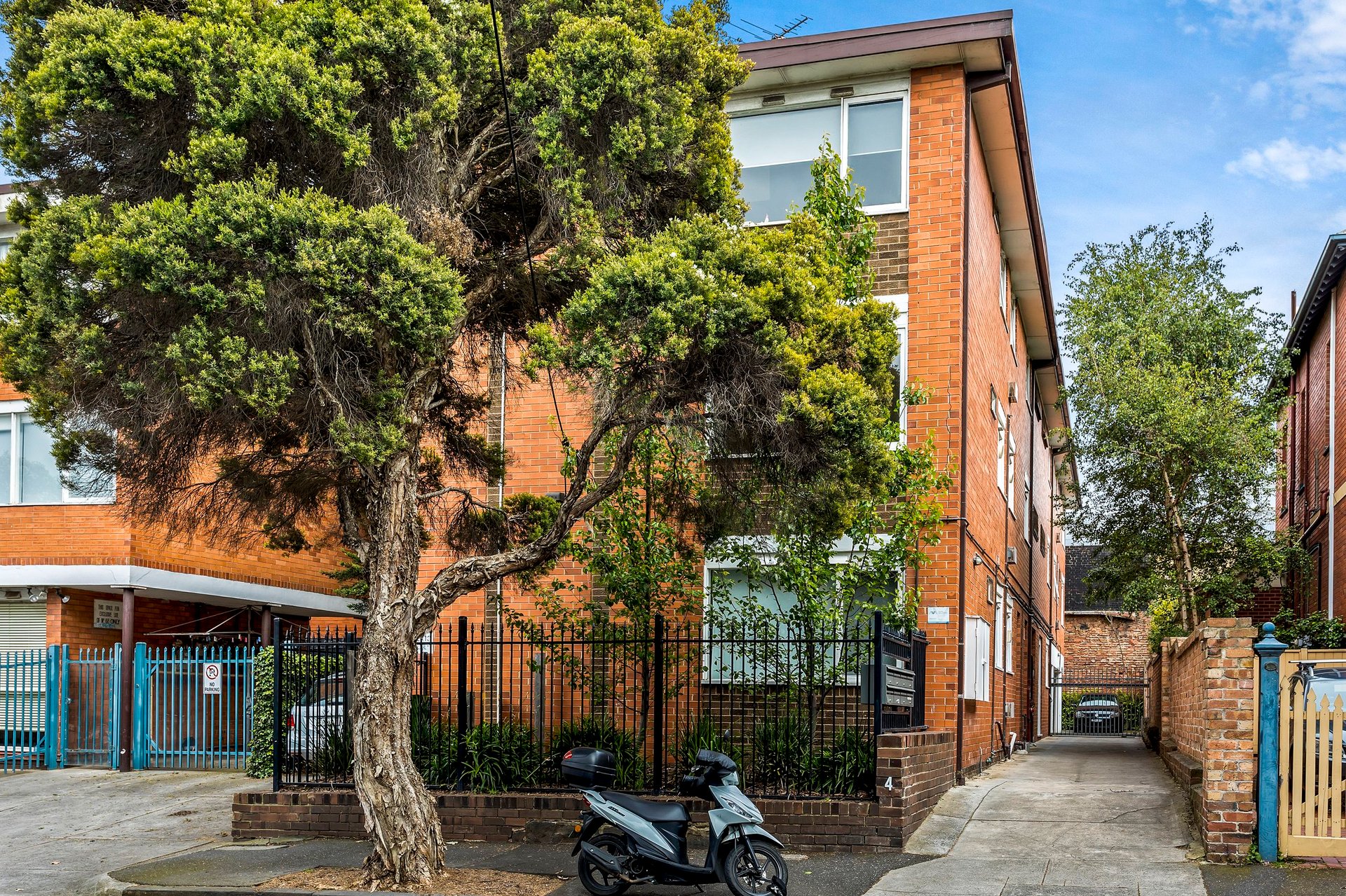 Property Gallery - Main Image