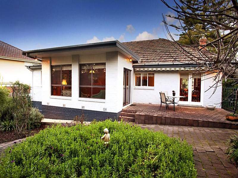 24 Hawkins Avenue, Mont Albert North image 12
