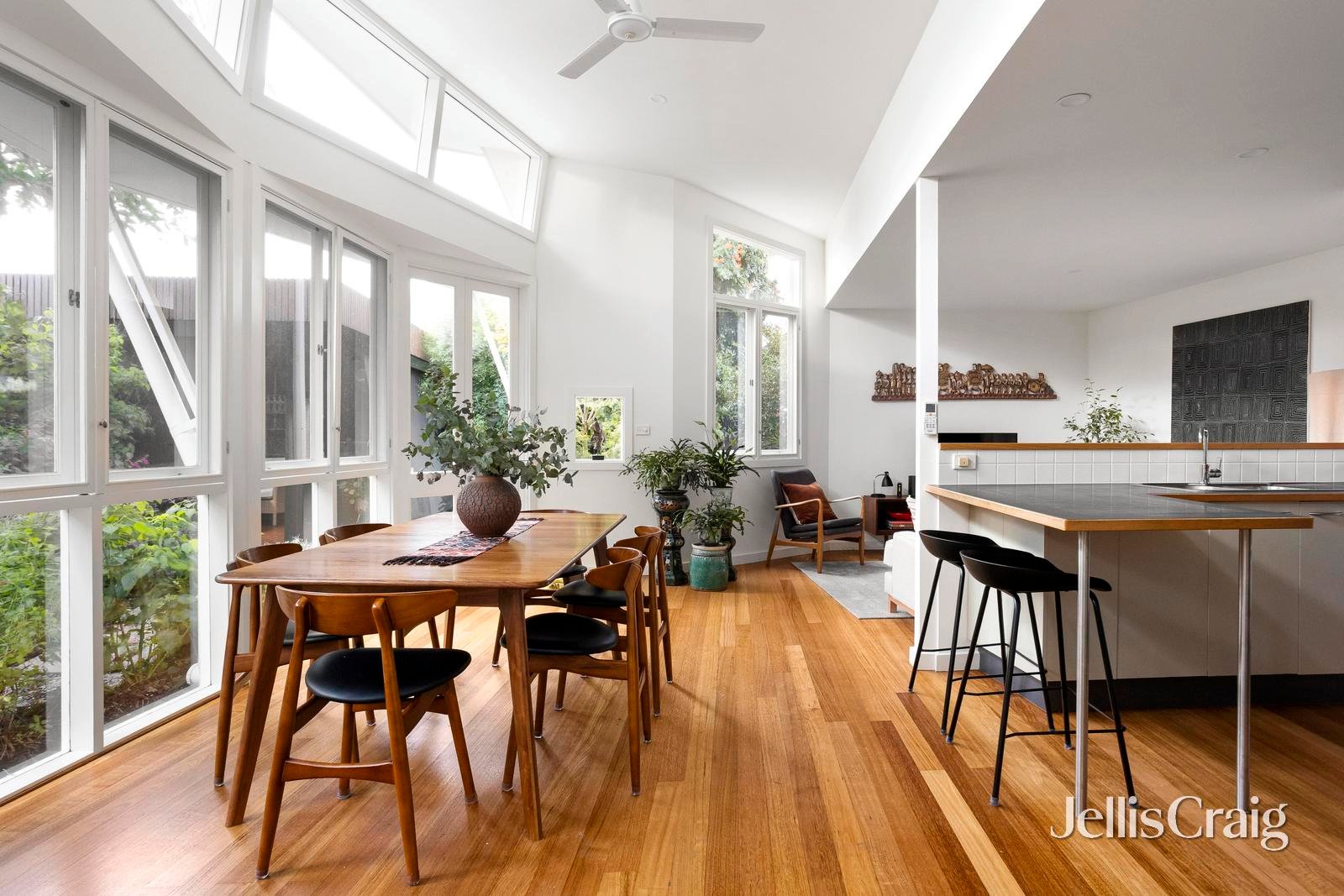 24 Henderson Street, Northcote image 3