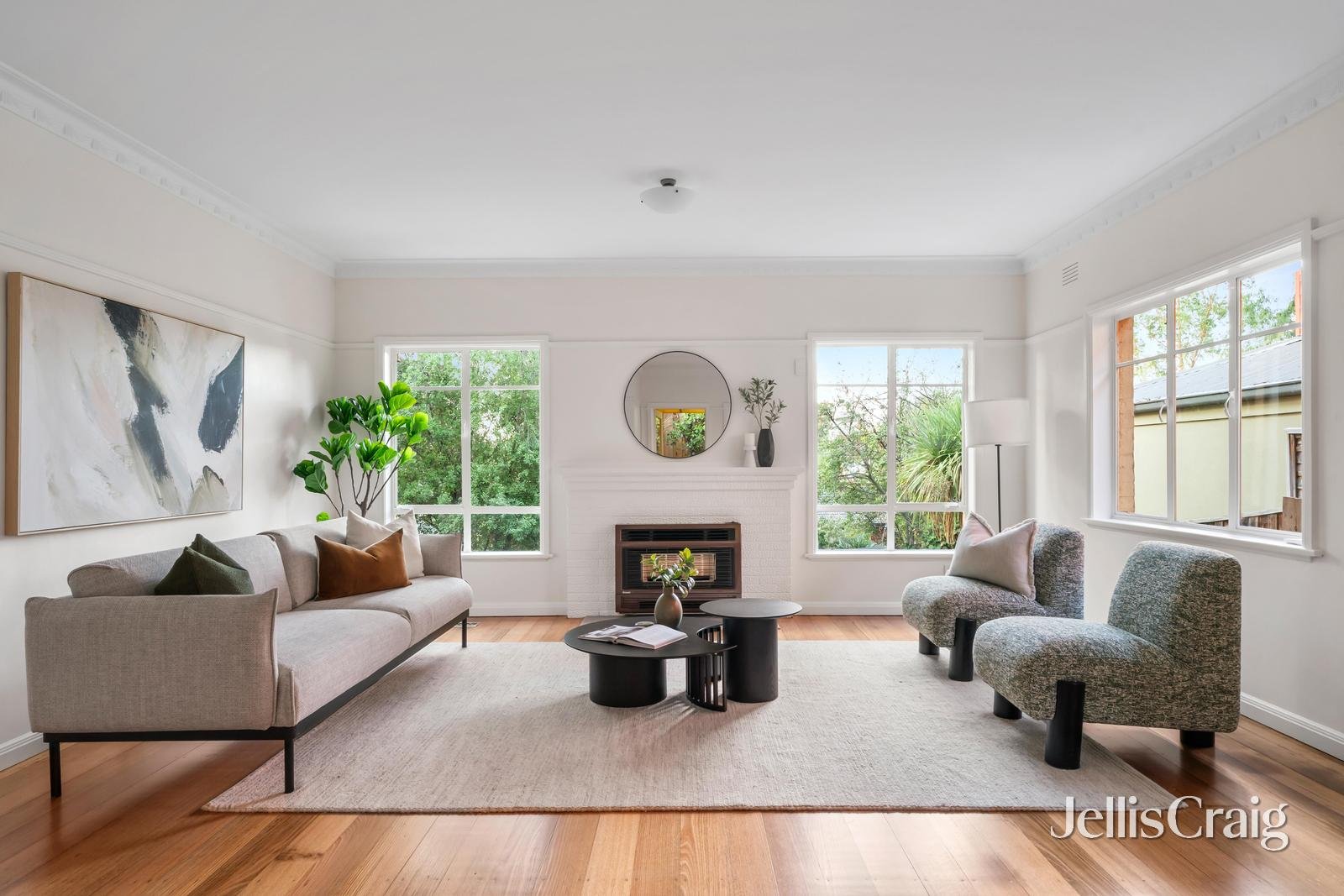 24 Henry Street, Eltham image 2