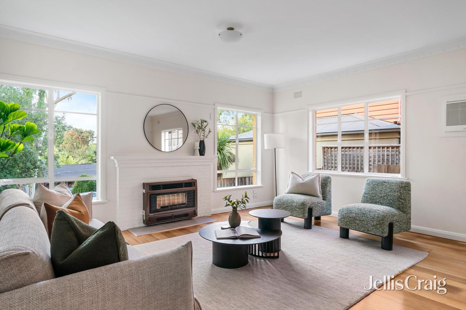 24 Henry Street, Eltham image 3