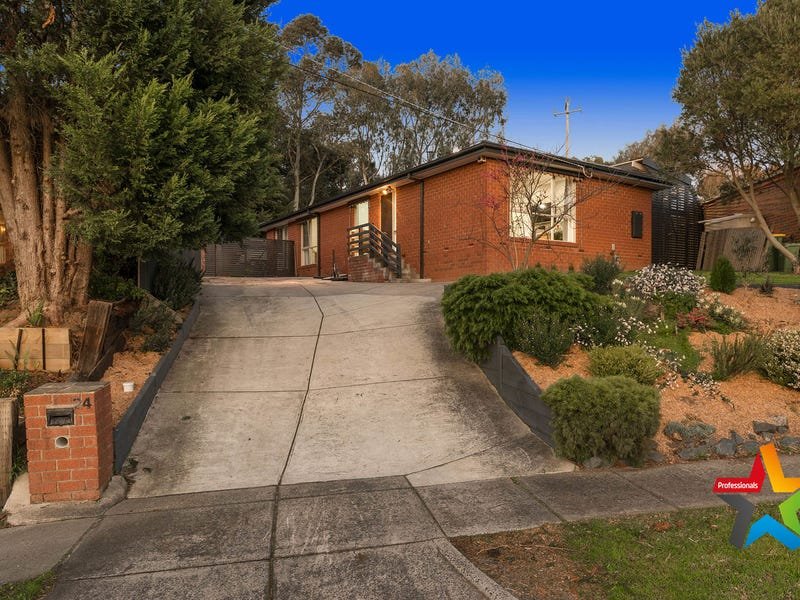 24 Highview Drive, Mooroolbark image 1