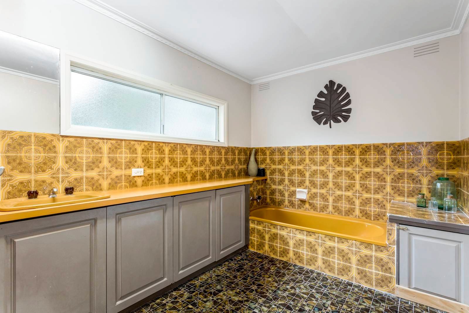 Property Gallery Thumbnail 7
