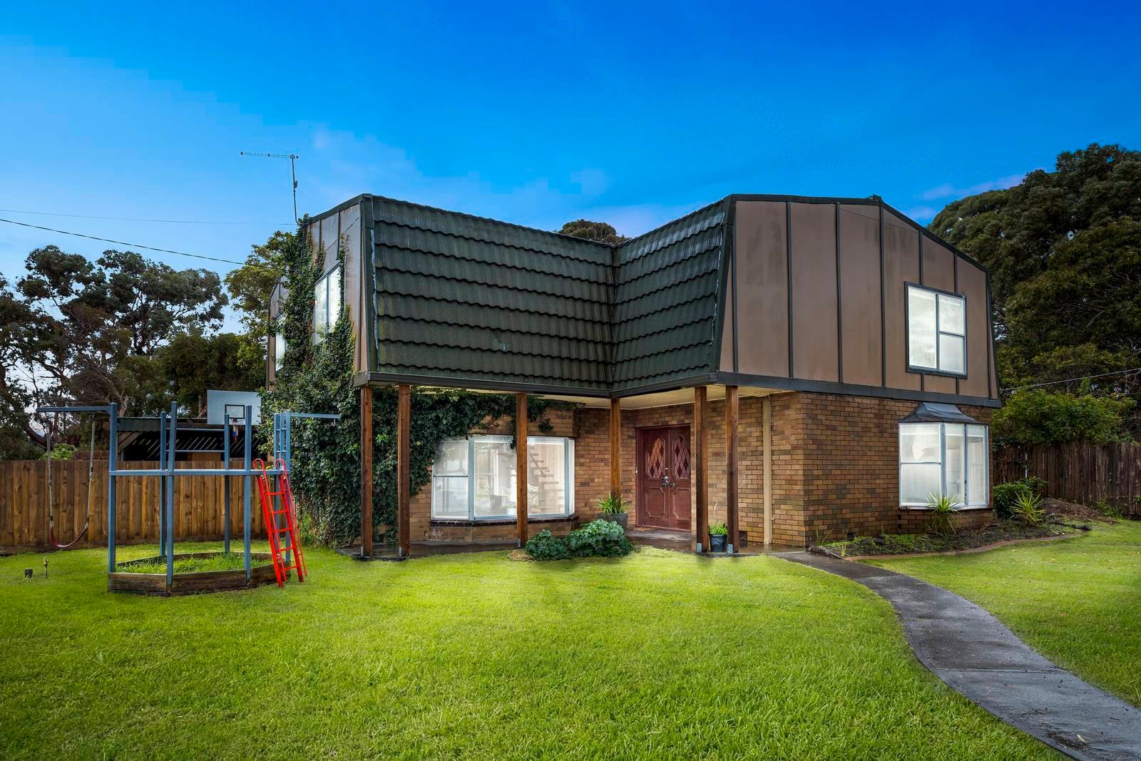 Property Gallery Thumbnail 8