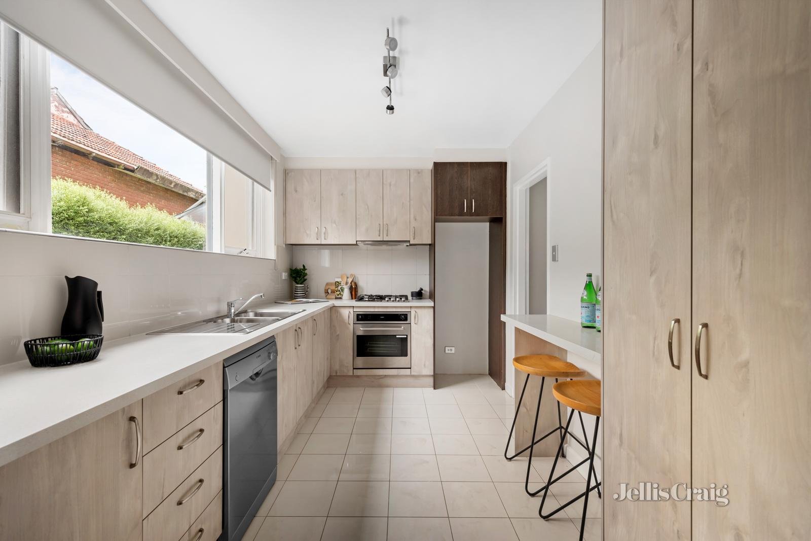 2/4 Hill Street, Hawthorn image 4