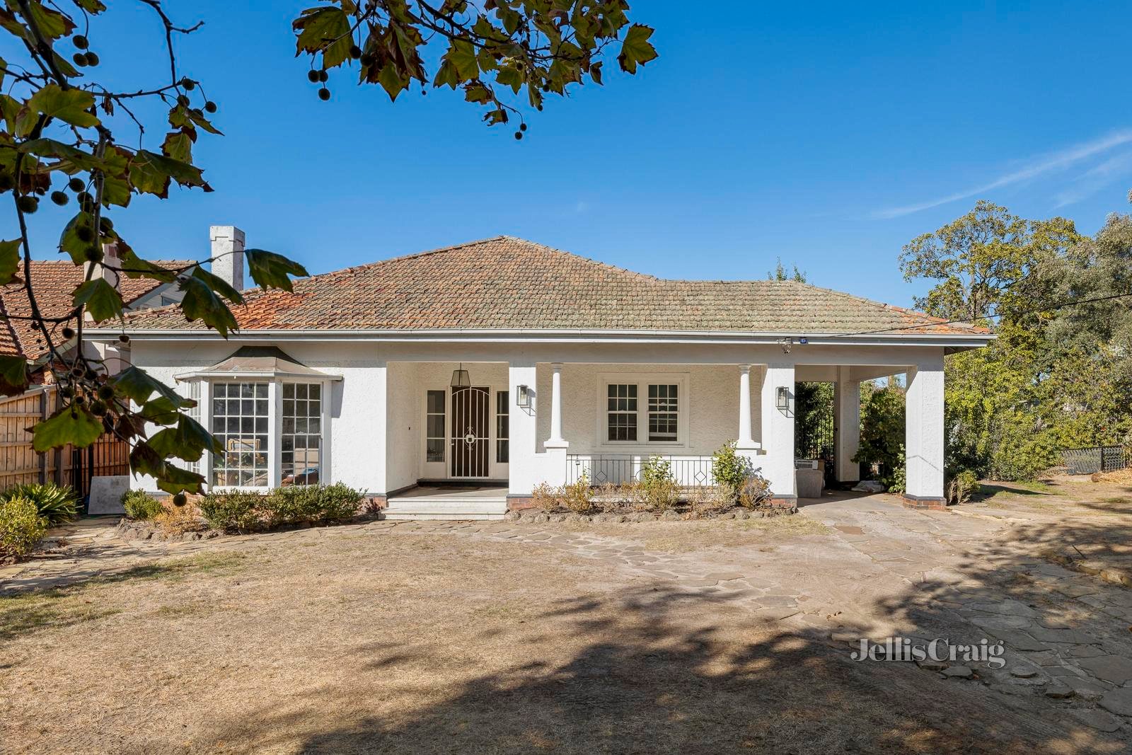 24 Hillcrest Avenue, Kew image 1