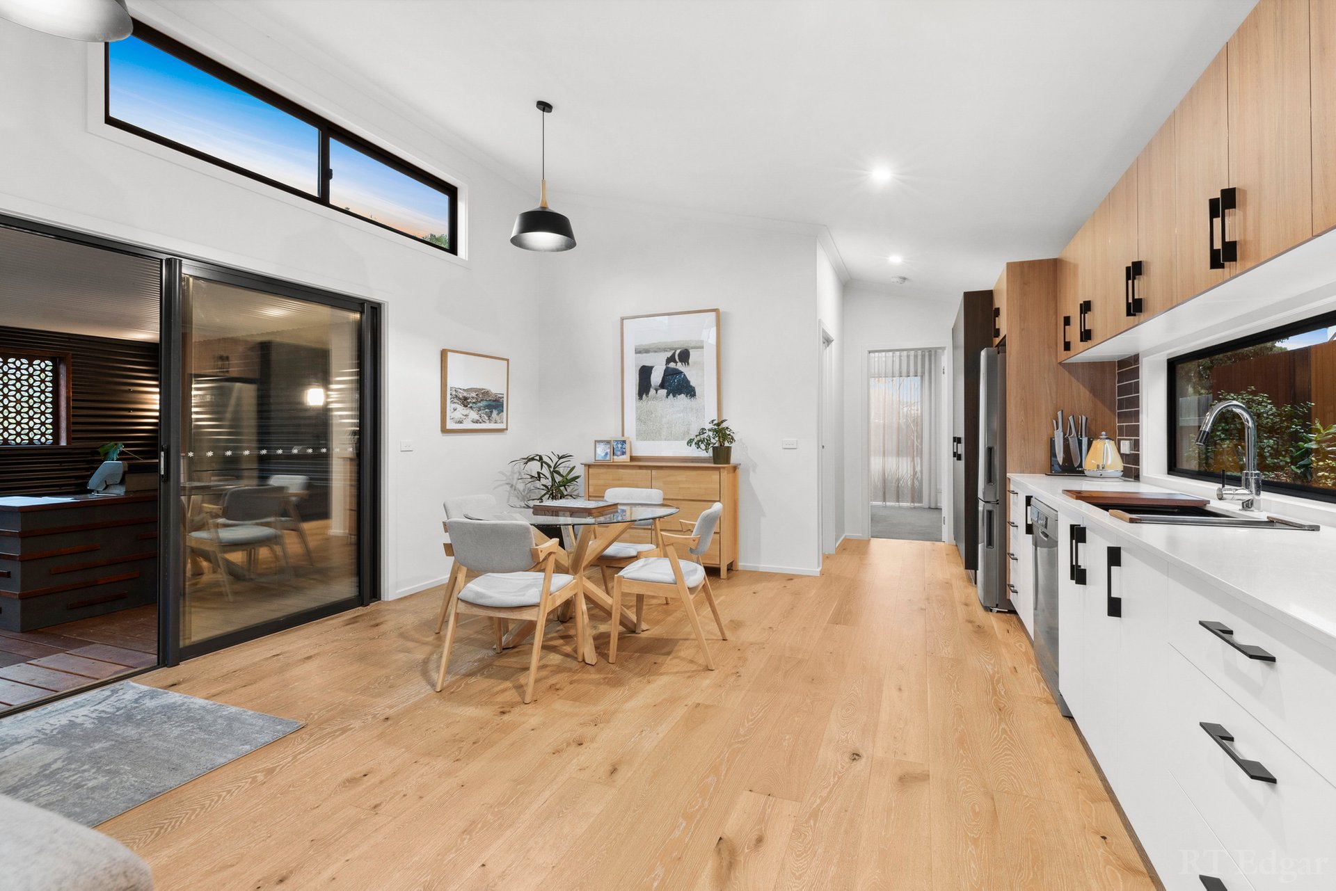 Property Gallery Thumbnail 4
