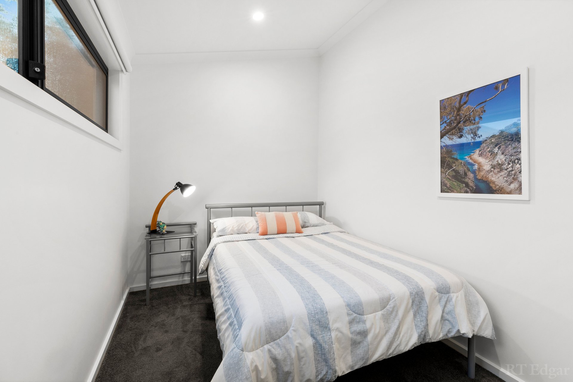 Property Gallery Thumbnail 11