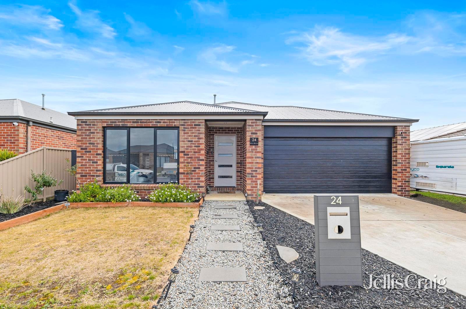 24 Honour Avenue, Winter&nbsp;Valley image 1