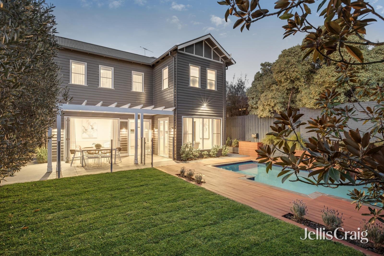 24 Hope Street, Glen Iris image 17