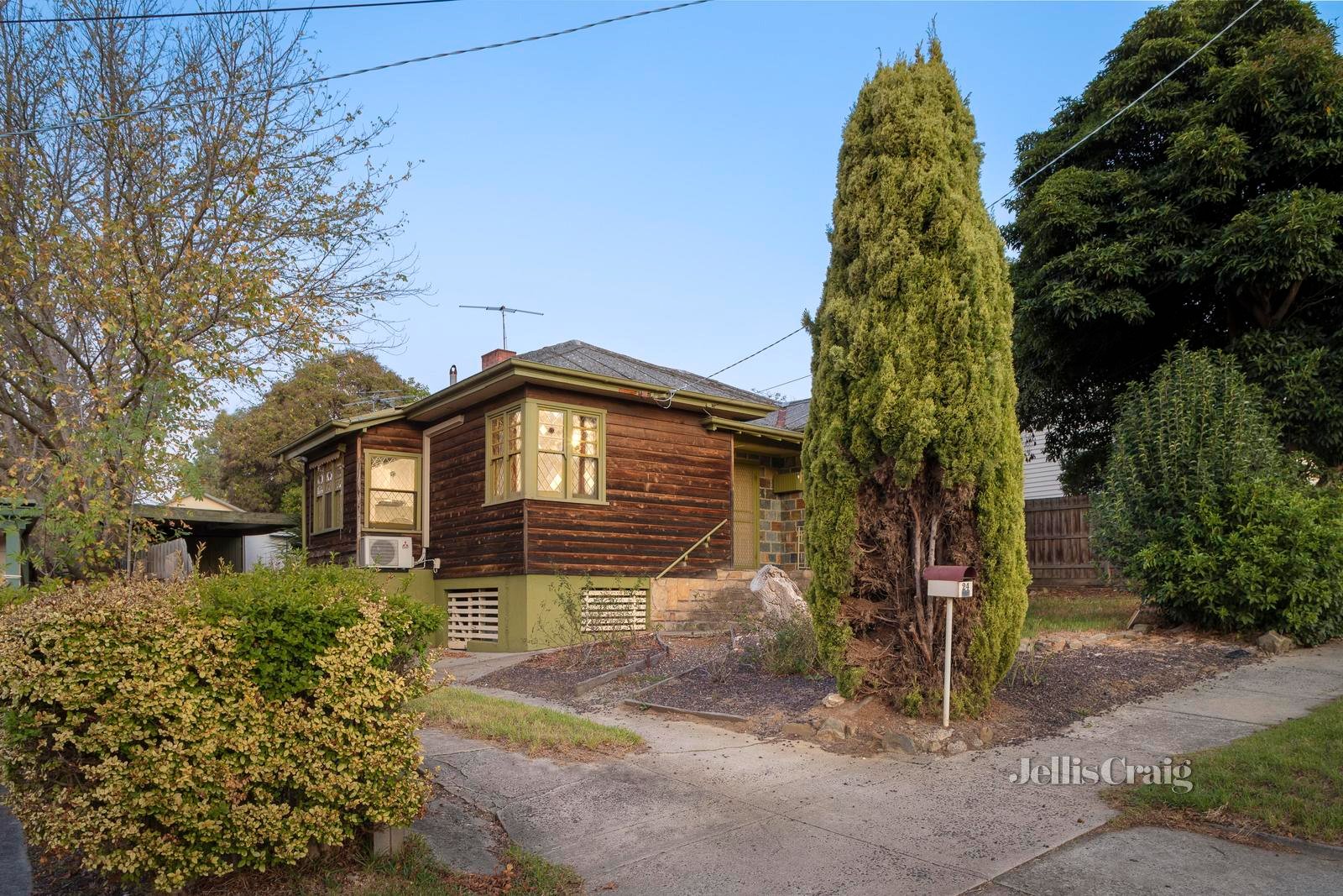 24 Howard Street, Greensborough image 4