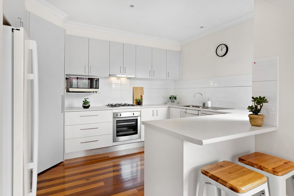 24 Hunter Drive, Blackburn South image 3