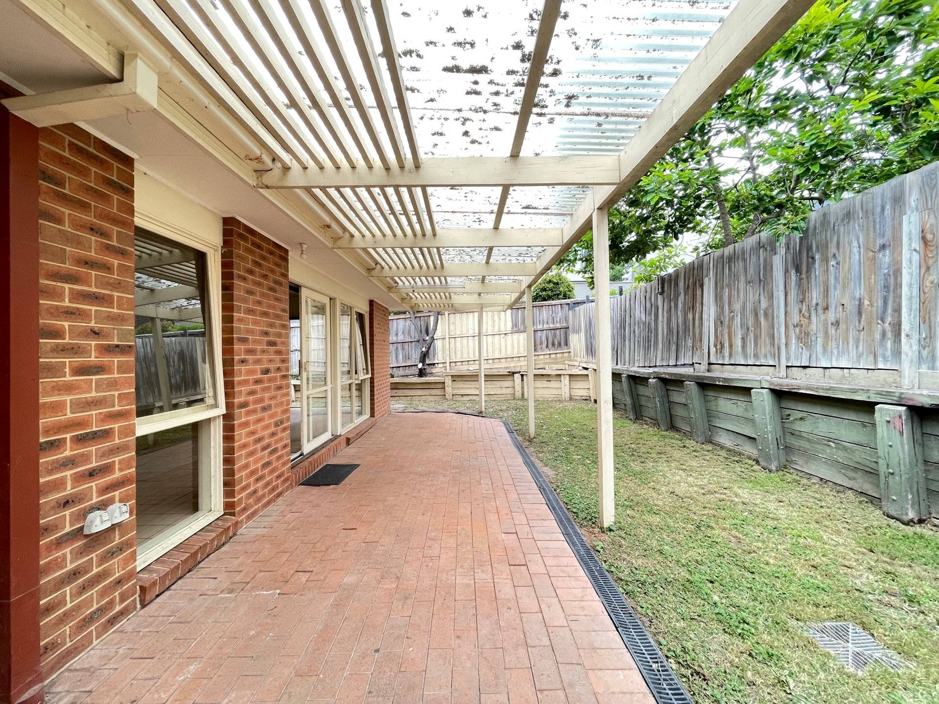 24 Hutchinson Drive, Kew image 3