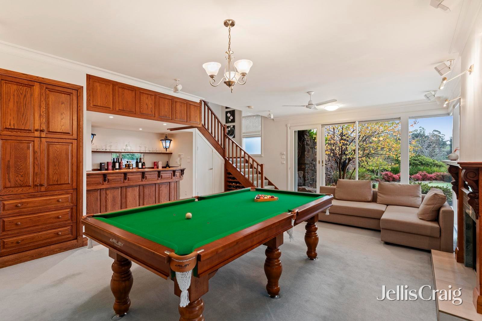 24 Illawong Drive, Donvale image 6