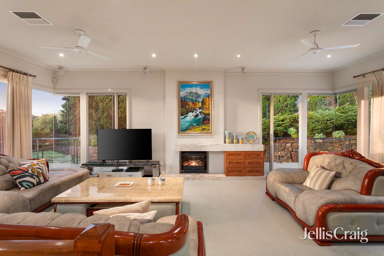 24 Illawong Drive, Donvale image 8