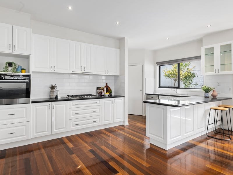 Property Gallery Thumbnail 4