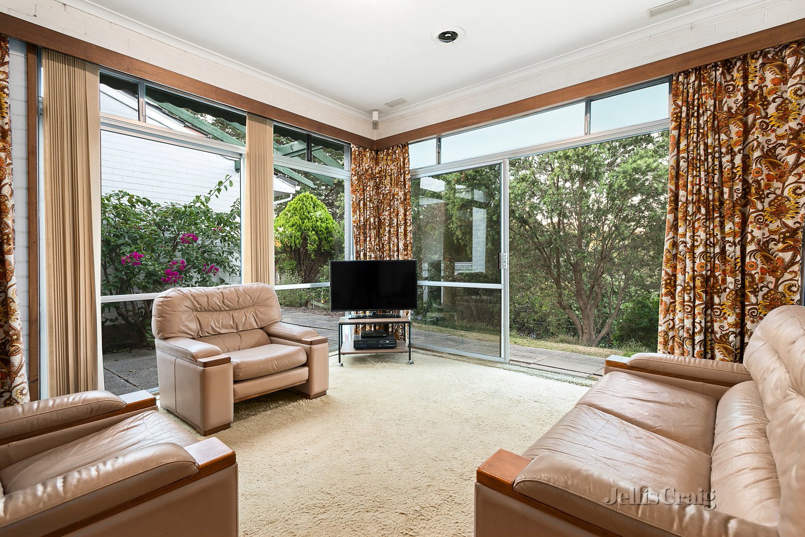 24 Jayson Avenue, Eltham image 5