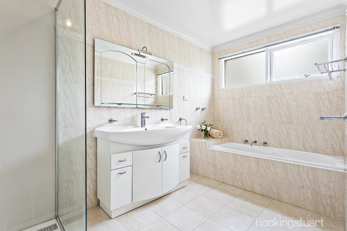 24 Jocelyn Avenue, Balwyn North image 8