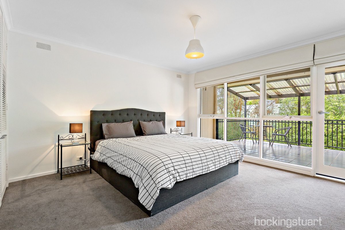 24 Jocelyn Avenue, Balwyn North image 9