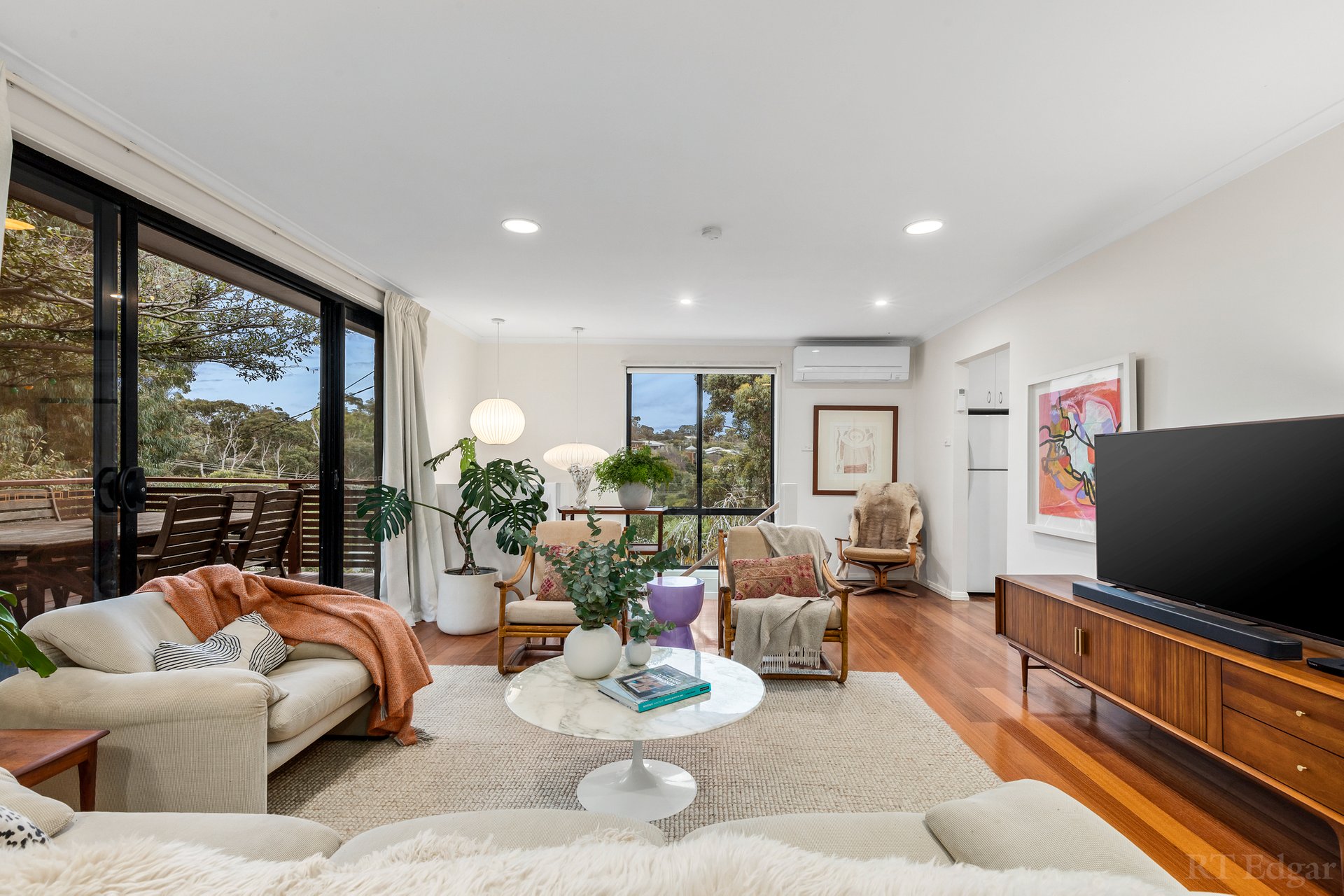 Property Gallery Thumbnail 11