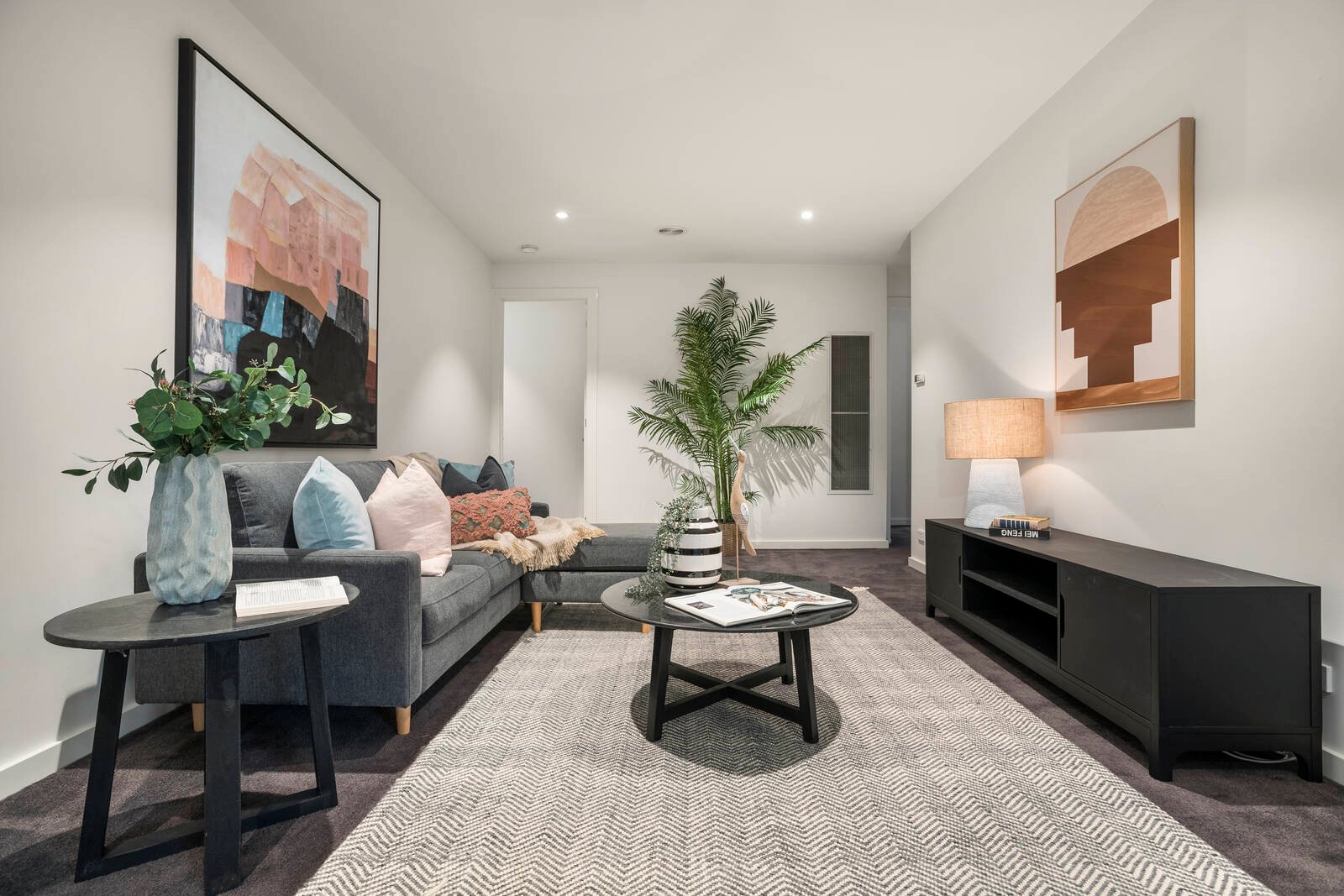 Property Gallery Thumbnail 8
