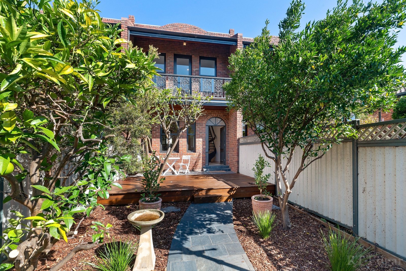 Property Gallery - Main Image