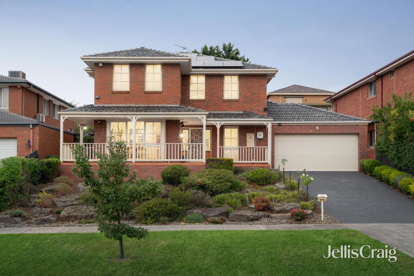 24 Kimberley Way, Bulleen image 1