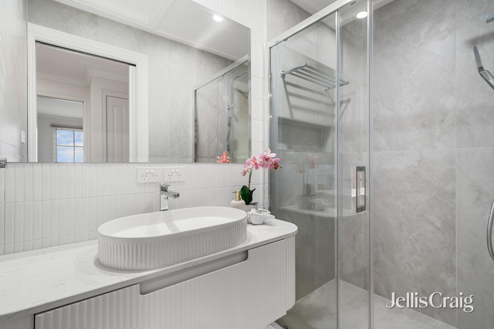 24 Kimberley Way, Bulleen image 11